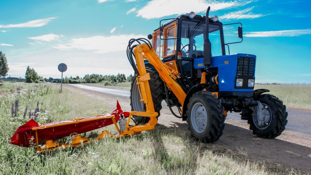 Косилка откосов каналов К-78М